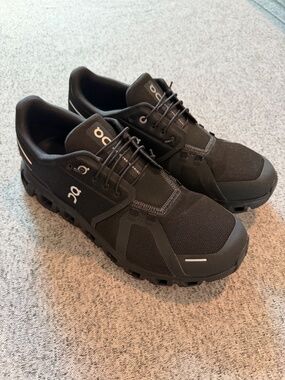 On Cloud 6 Wide Men's Size 11